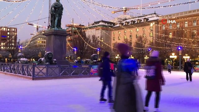 - Yazın Süs Havuzu, Kışın Buz Pateni Pisti