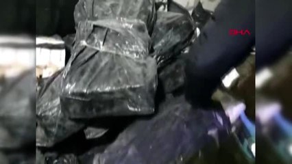 Gaziantep'te kaçak sigara ve çay operasyonu