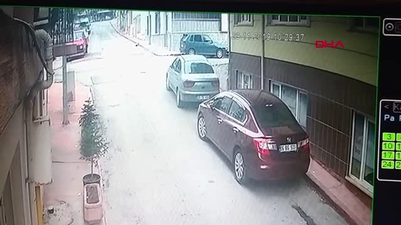 Samsun-pencereden aşağı düşen çocuk yaralandı, ikizi son anda kurtarıldı