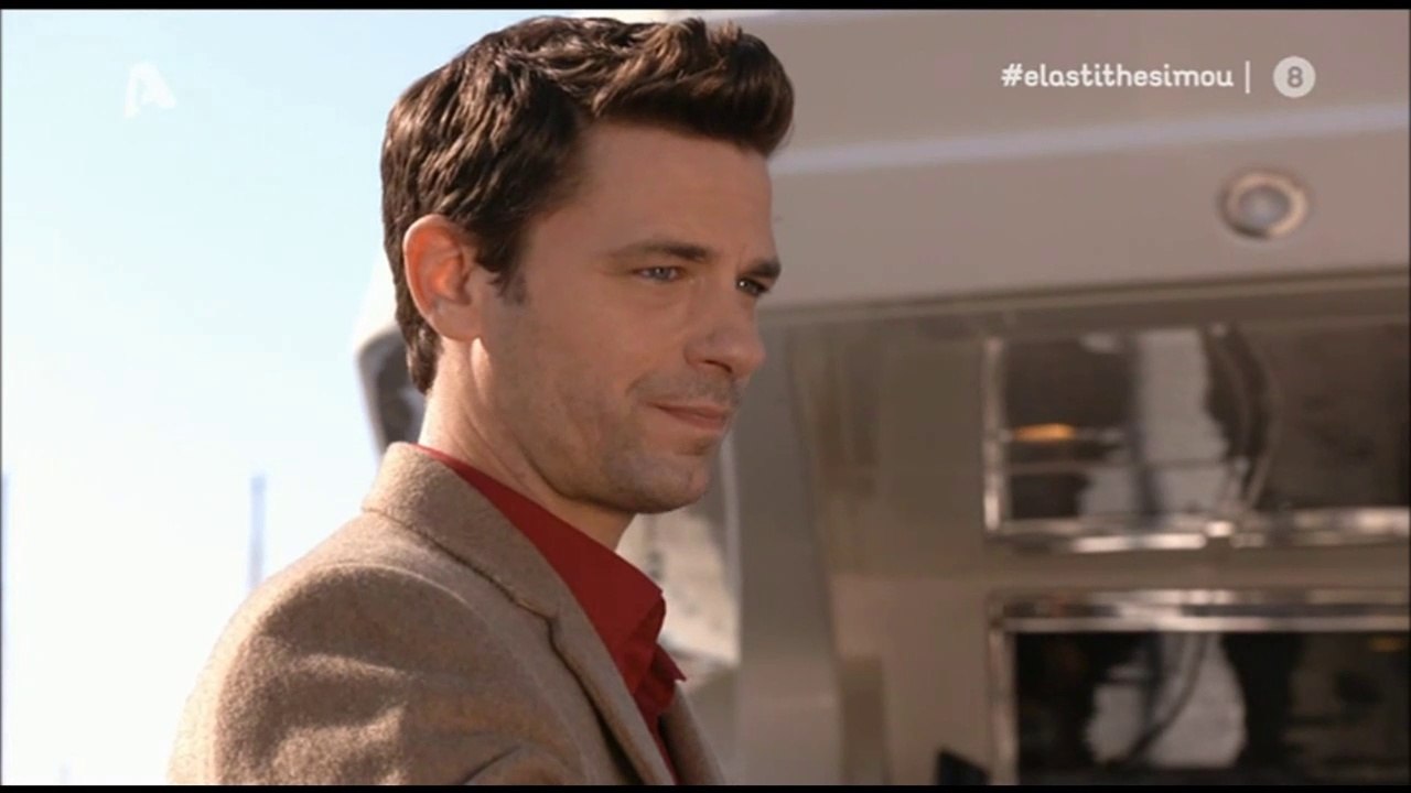 Apostolis Totsikas - Ela sti thesi mou (season 4 episode 55 scenes)