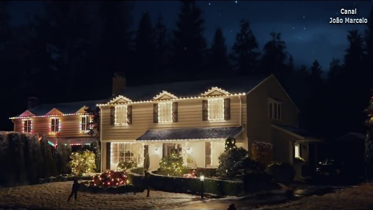 DEPOIS DE 30 ANOS ELLIOT ENCONTRA O ET NOVAMENTE É EMOCIONANTE