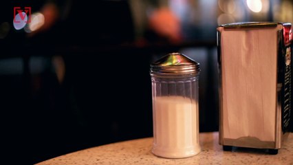 Man Calls Out of Work  on Thanksgiving, Later Comes in with Gun to Rob the Place