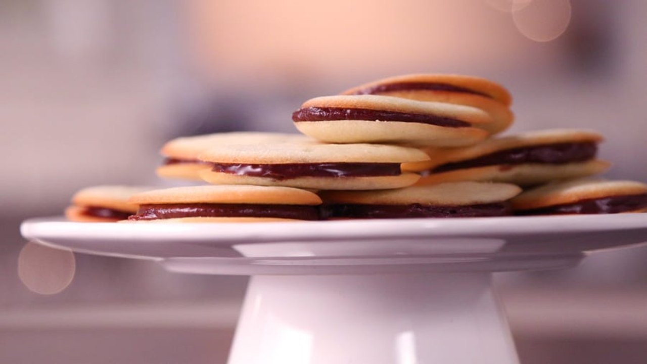 Recipe Hack: Homemade Milano Cookies