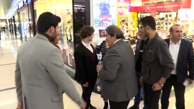 Cep Herkülü: Naim Süleymanoğlu filminin Ankara galası