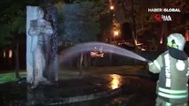 Beşiktaş'ta Şairler Parkı'ndaki Melih Cevdet Anday heykeli yakıldı
