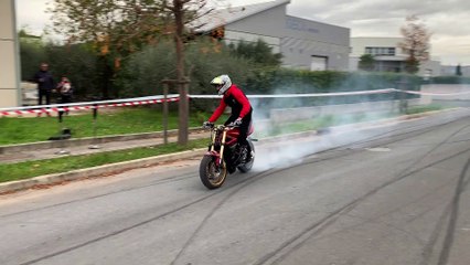 Clermont-l'Hérault : Show stund de Melvin Bousquet