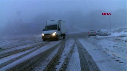 Uludağ'a mevsimin ilk karı yağdı