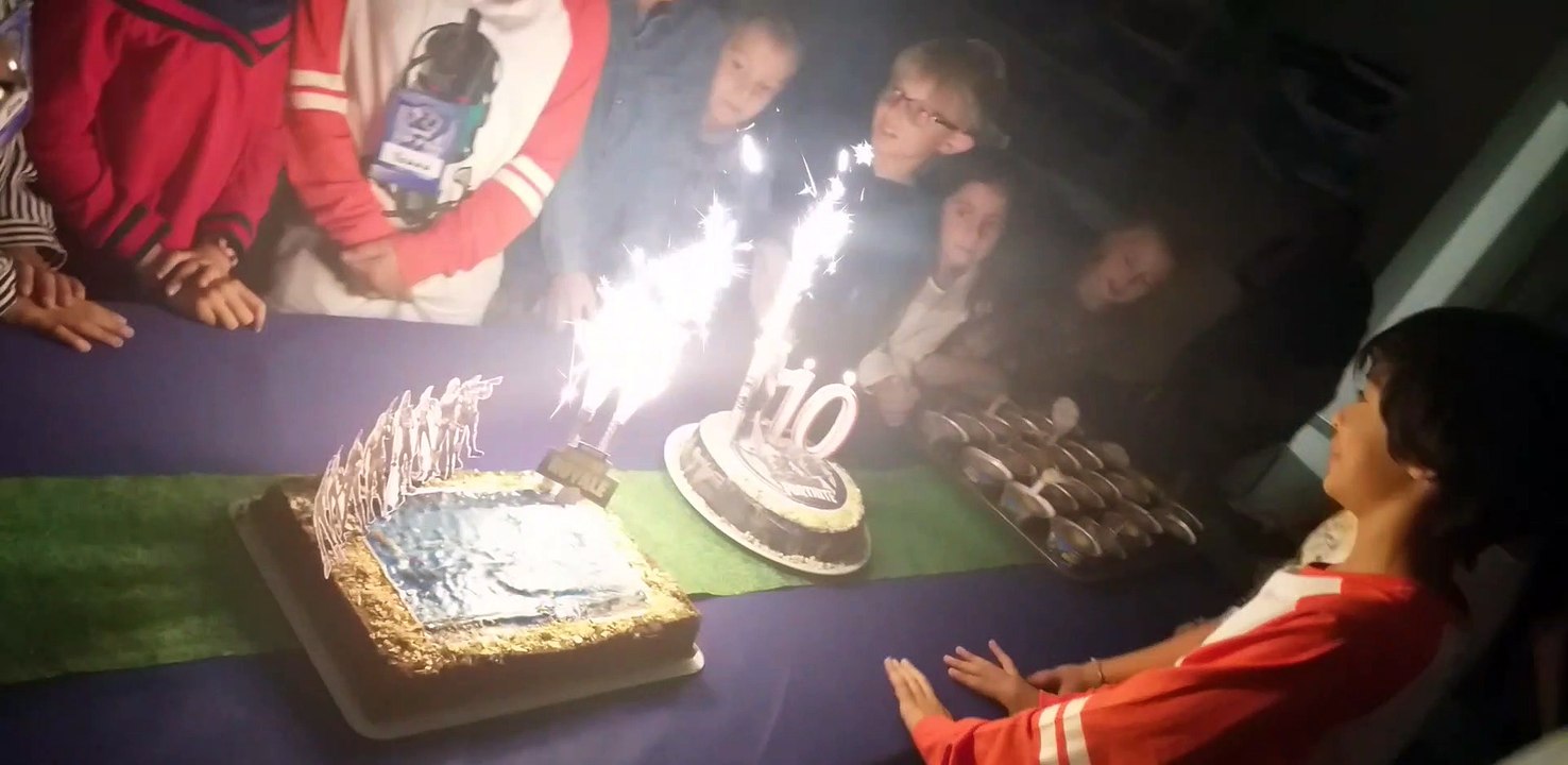 anniversaire 10 ans - thème fortnite - gâteau 1