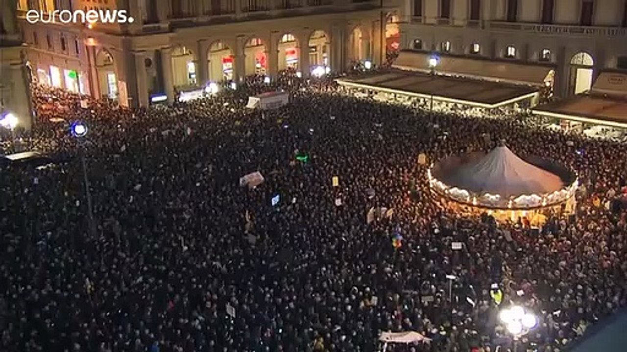 40.000 'Sardinen' gegen  Matteo Salvini