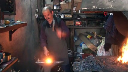 223 yıllık Demirciler Çarşısı'nda 4 usta kaldı