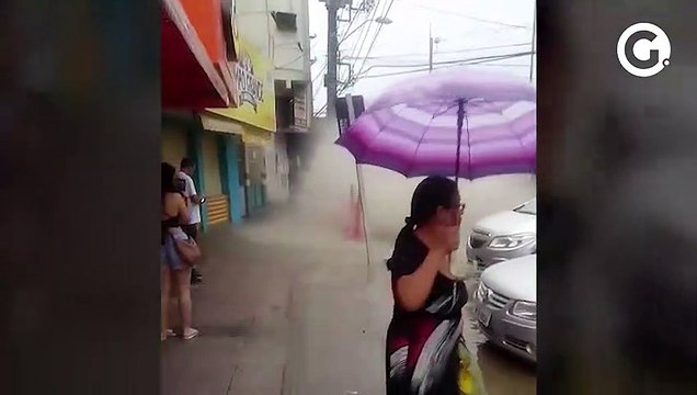 Cano rompe e vazamento atrapalha pedestres na Expedito Garcia em Campo Grande, Cariacica