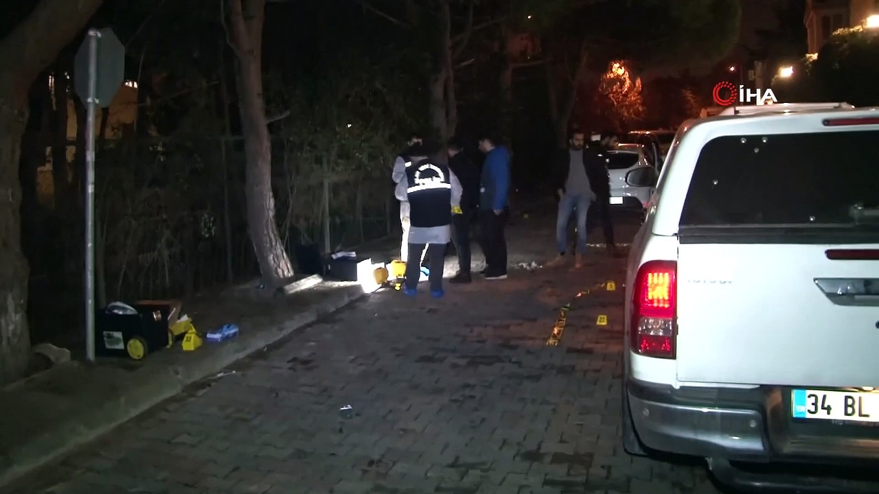 Fener Rum Patriği Bartholomeos'un evine girerek hırsızlık teşebbüsünde bulundukları iddia edilen 5 şüpheli, çıkarıldıkları savcılıkça tutuklama talebiyle nöbetçi sulh ceza hakimliğine sevk edildi.