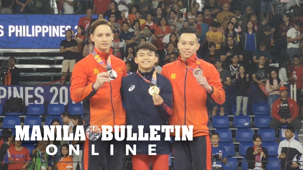 Carlos Yulo puts on a show to capture individual all-around gold