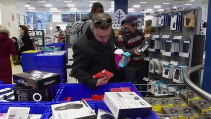 美 역대최대 '쇼핑'...추수감사절·블프 이틀간 13조 원 클릭 / YTN