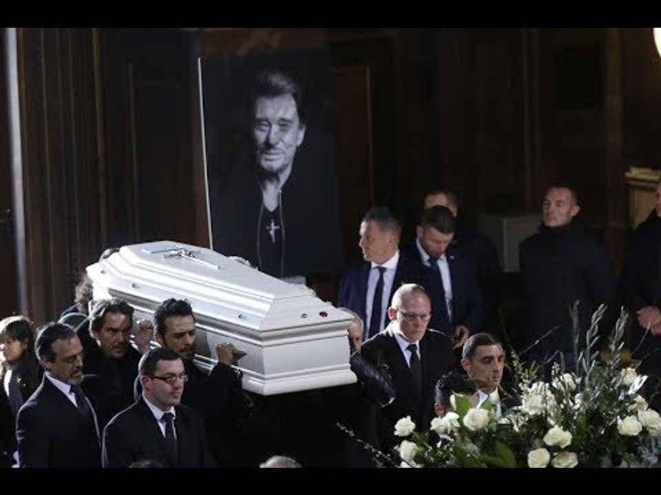 Obsèques de Johnny Hallyday  pourquoi Nicolas Sarkozy n'a pas prononcé un discours pendant la cérém