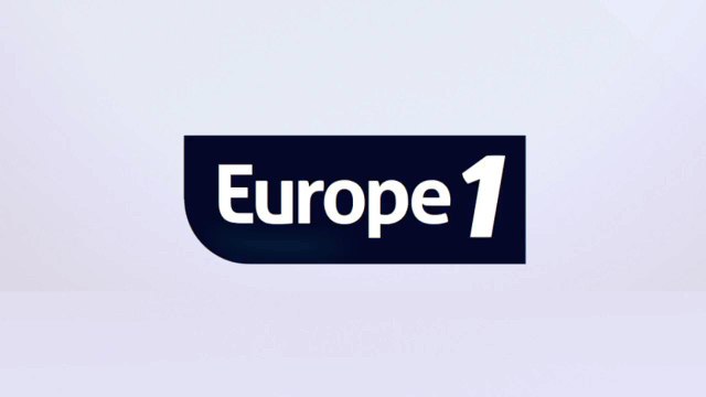 Europe 1 a visité la bibliothèque de Fabrice Midal : de la philo, de la poésie et des vases grecs