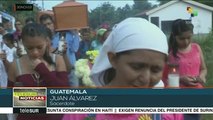 Sepultan a familia masacrada durante la guerra civil en Guatemala
