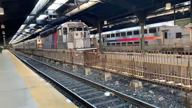 NJT 4100 leaving Hoboken