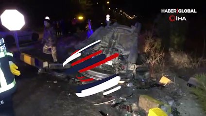 Takla atıp 100 metre sürüklenen otomobilden sağ kurtuldular