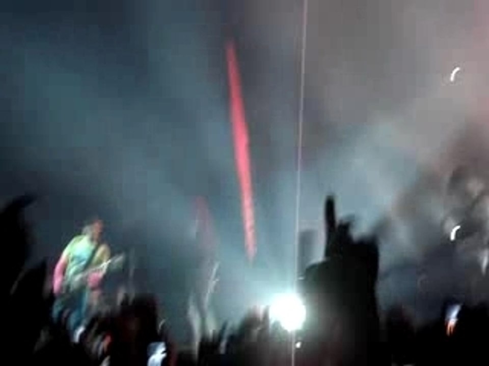 CONCERT 30 SECONDS TO MARS 8 FEVRIER FROM YESTERDAY