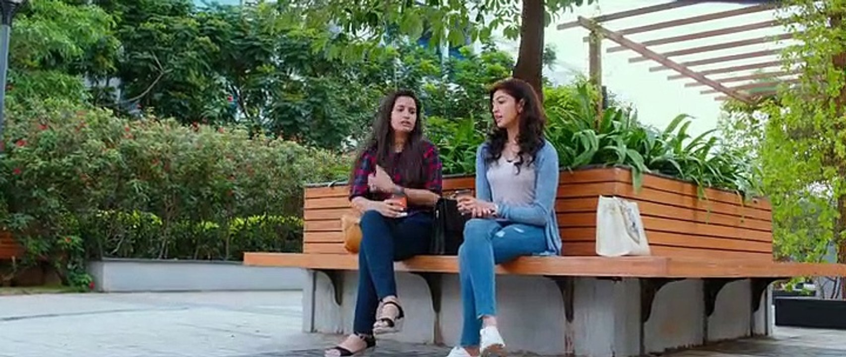 Uyir Ullavarai Kaadhal (2019) Tamil Part 2