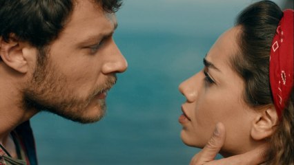 Sevgili Geçmiş 6. Bölüm Mahir'den Azra'ya Aşk İtirafı