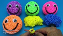 Aprende los colores Juega bolas de espuma Cara sonriente Juguetes sorpresa Huevos Kinder Disney Pixar Cars Barbie Trolls