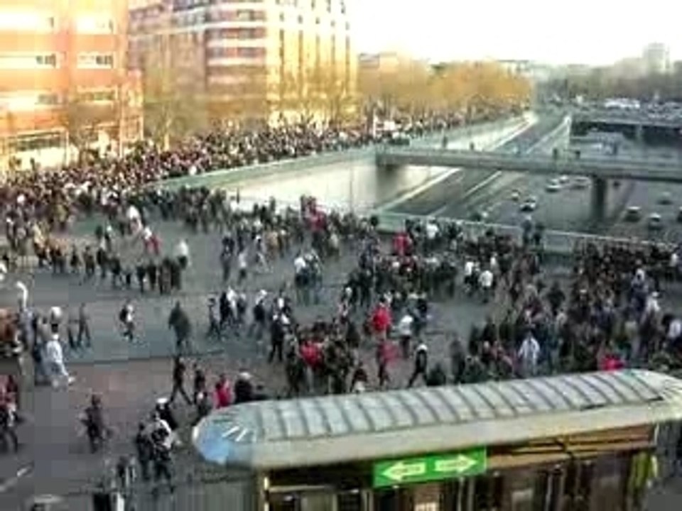 PSG-LE MANS Fin de match sortie du parc 09.02.08