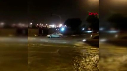 Hatay iskenderun'da yağış hayatı olumsuz etkiledi