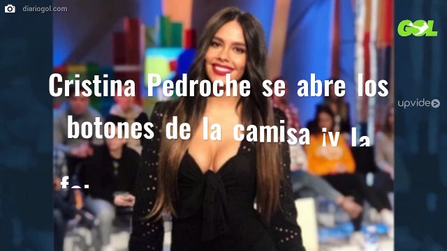 Cristina Pedroche se abre los botones de la camisa ¡y la fotografían enseñando esto!