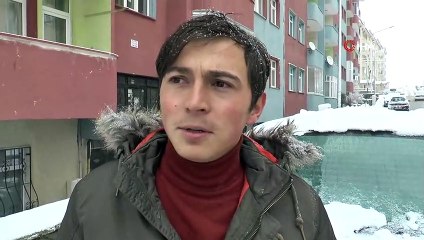 Erzurumlular güne kar ile uyandı