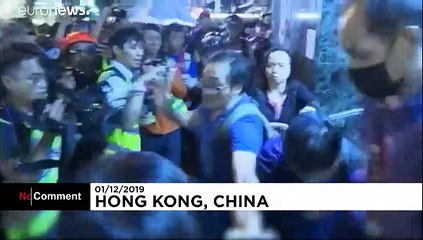 ادامه راهپیمایی معترضان در هنگ‌کنگ و درخواست حمایت از ترامپ