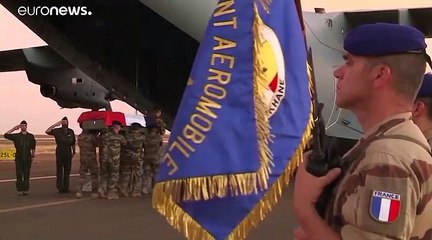 "Ils sont morts pour la liberté du monde" : l'hommage aux soldats français tués au Mali