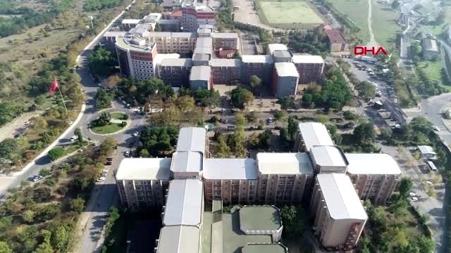 Veteriner fakültesi hayvan hastanesi konteynerde hizmete açıldı