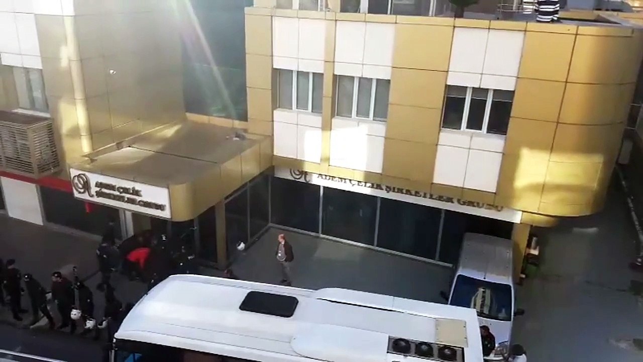 Zafer direnen emekçinin olacak