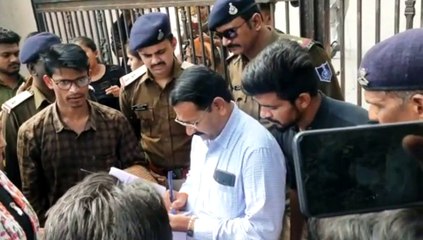आक्रोश में युवा, डॉ प्रियंका के हत्यारों को फांसी देने की मांग