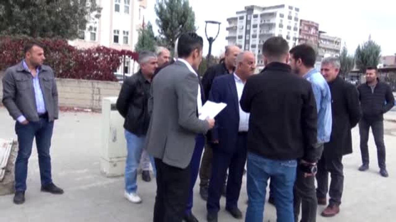 HDP'li Silopi Belediyesinin işten çıkardığı 17 işçi işe iade davasını kazandı