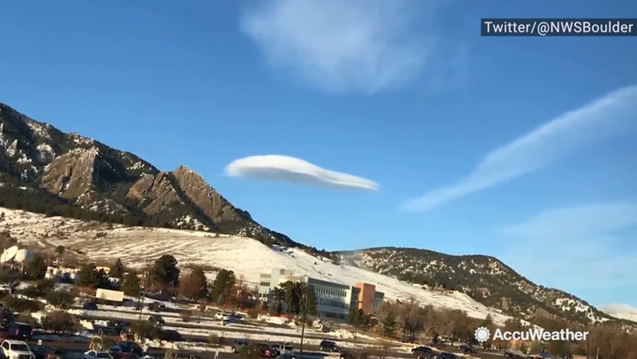 Lenticular cloud looks like UFO hovering over Colorado