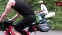 Un campesino colombiano montado en una cutre bicicleta, deja en ridículo a dos laureados triatletas europeos