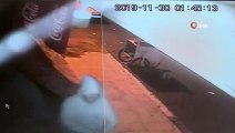 Siirt’te hırsızların marketten sigara çaldığı anlar kamerada
