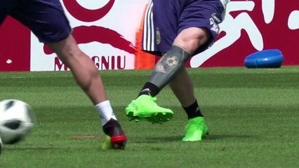 Messi conquista a sexta Bola de Ouro