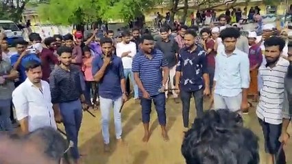 Teachers and Students Perform A Kolkkali At State Youth Festival | Oneindia Malayalam