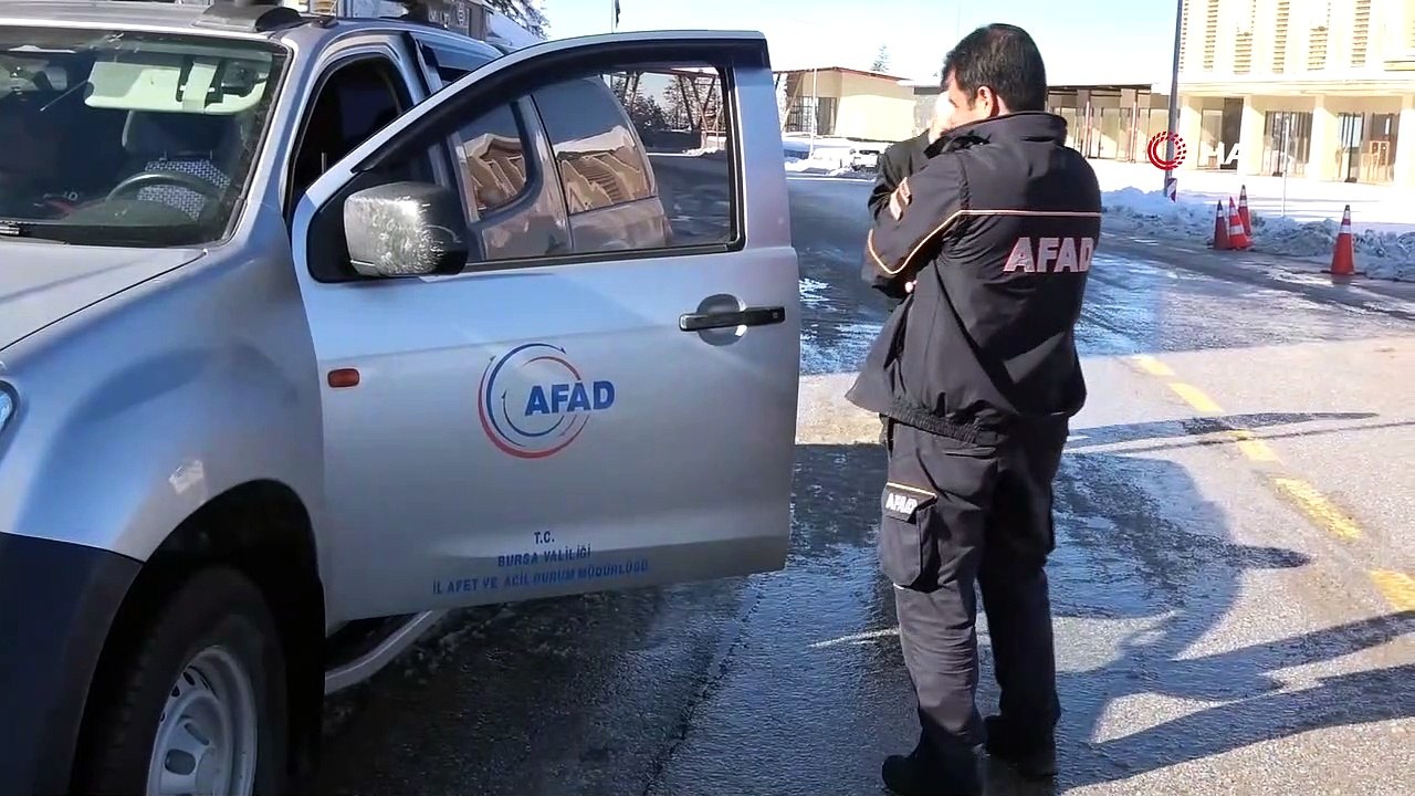 Zirve yolunda 33'üncü saatte kayıp dağcılara ait kafa ışığı bulundu