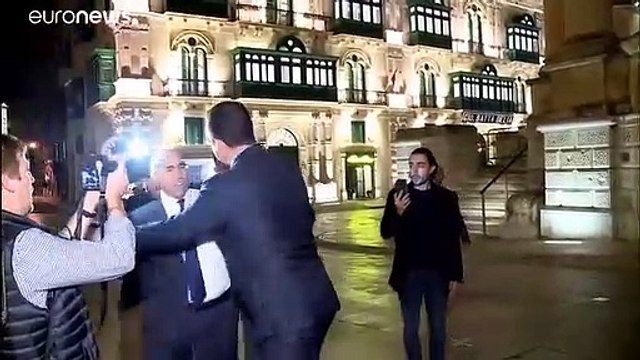 Proteste in Malta - Demonstranten blockieren das Parlament