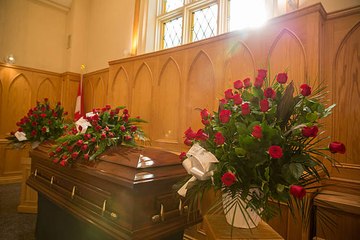 Choisir sa composition florale pour un enterrement