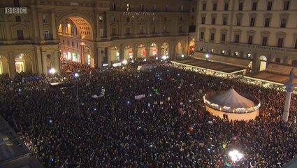 Binlerce İtalyan "Bella Ciao"ı söyleyerek sokaklara döküldü