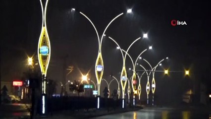 Yüksekova’da kar yağışı etkili oldu