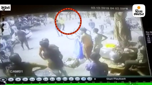 બાઇક ટો કરતાં ચાલકે પાઇપથી ક્રેન કર્મી પર હુમલો કર્યો, ઘટના સીસીટીવીમાં કેદ