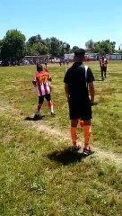 Así ingresaba al campo de juego Cristian Godoy