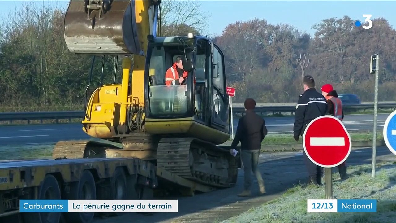 Pénurie de carburant : les entreprises du BTP reconduisent les blocages des dépôts pétroliers